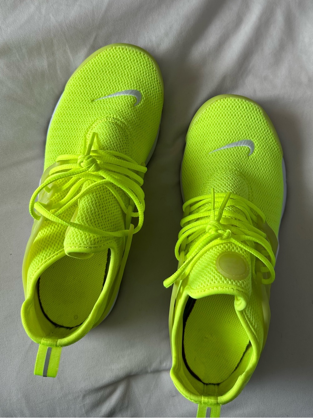 Nike Prestos Neon Yellow/White Lightweight Sneakers